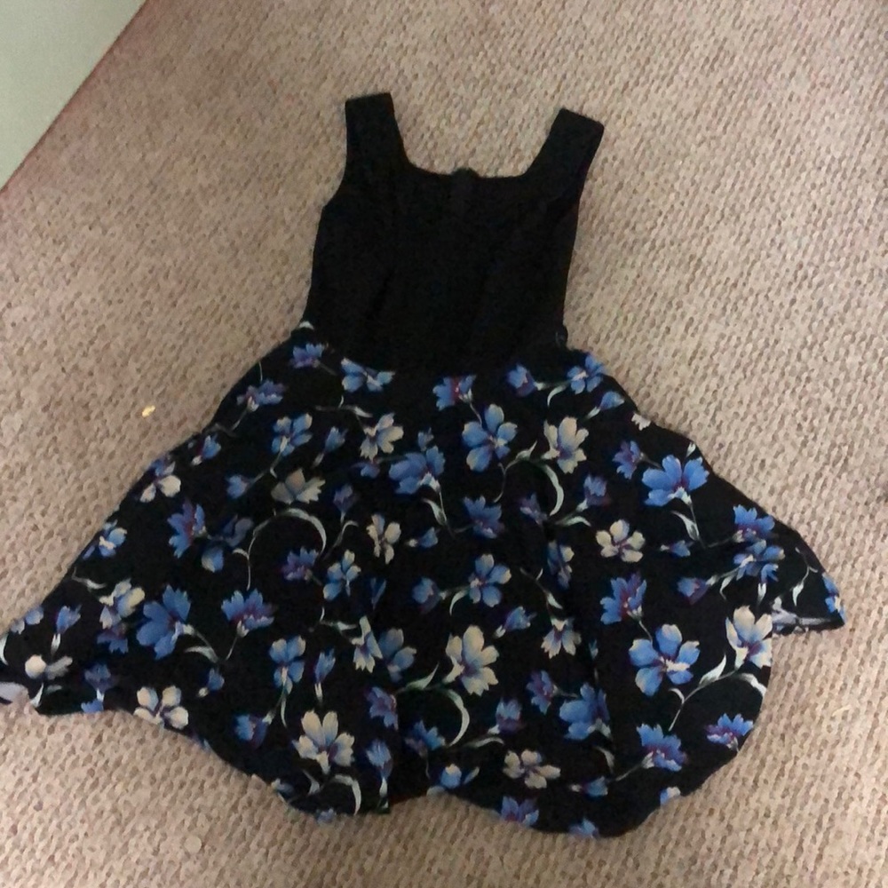 Floral black midi dress - Picture 1 of 1